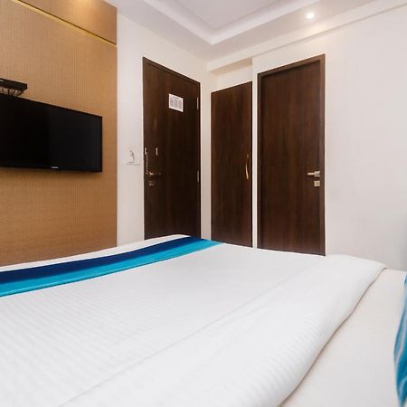 Hotel Prime Residency Мумбаи Экстерьер фото